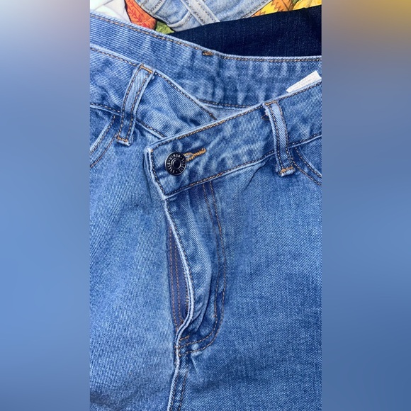 shein women’s jeans (never worn) - Picture 3 of 4